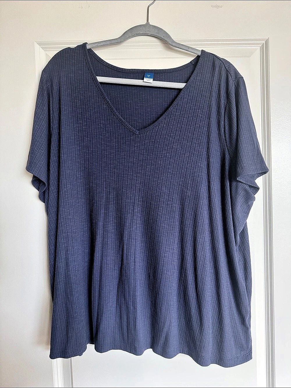 Old Navy Luxe V-Neck T-Shirt Tunic in Blue 2X